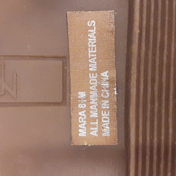 New Direction sandles - Picture 3 of 4